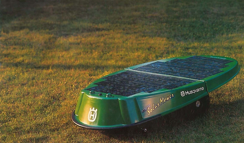 Solklipperen_Husqvarna_Sunwind_solcellepanel_grassklipper.jpg