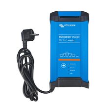 Blue Smart IP22 Charger 12/15(1) 230V CEE 7/7 