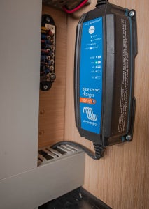 Victron Batteriladdare